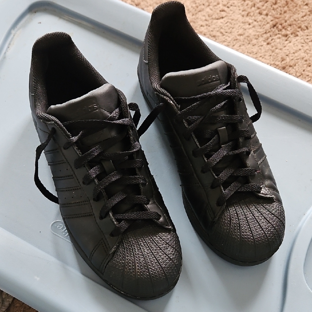 Adidas Superstar Black Size 10